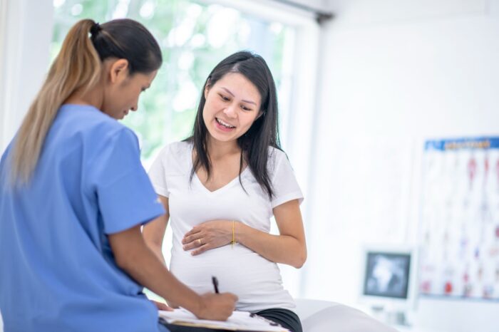 Working With Your Obstetrician for a Smooth Pregnancy