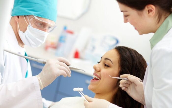 How a Dentist Can Help With Oral Health Issues How a Dentist Can Help With Oral Health Issues