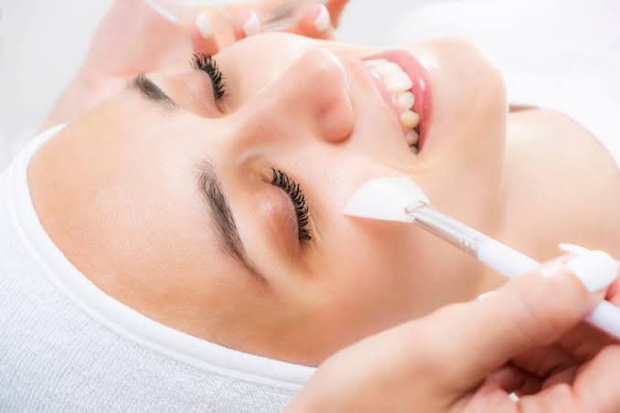 The Role of Facial Plastic Surgeons in Non-surgical Treatments The Role of Facial Plastic Surgeons in Non-surgical Treatments